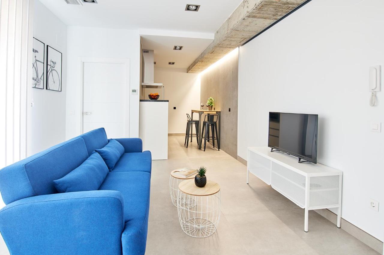 9 Nidos Centrica Suites - Nuevo Пласенсия Экстерьер фото